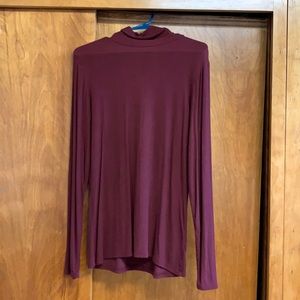 Women turtleneck in great condition